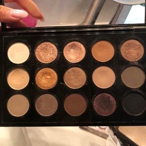 Mac 15 eyeshadow palette